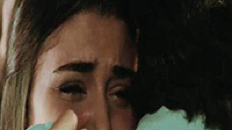 Rüyada İki Kişi Karşılıklı Ağlamak Ne Anlama Gelir, Neye İşarettir?
